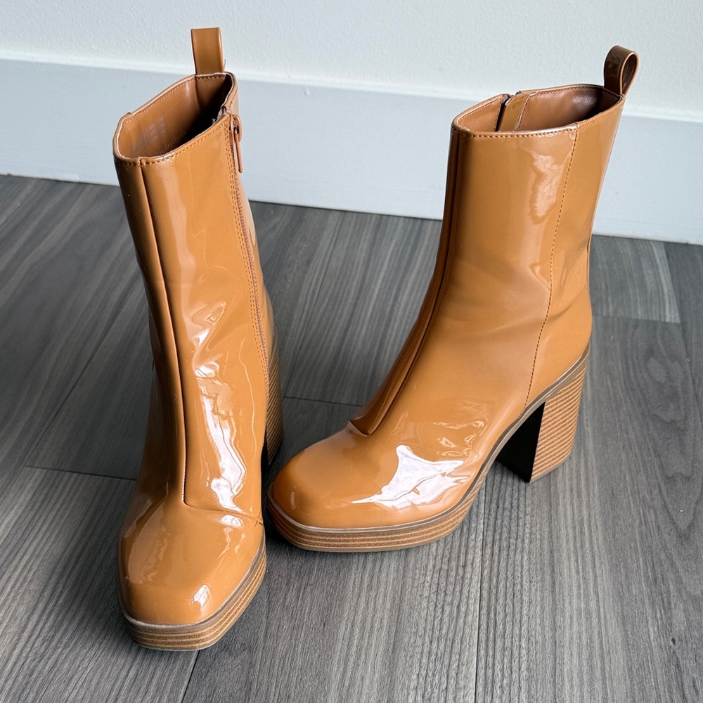 BP. Willi Patent Platform Ankle Boots Tan Block Heel Size 6